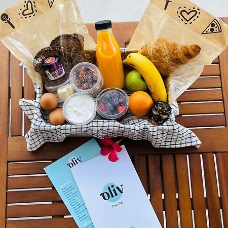 Liv Urban Suites Ларнака Екстериор снимка