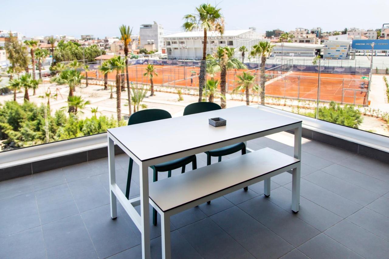 Liv Urban Suites Ларнака Екстериор снимка