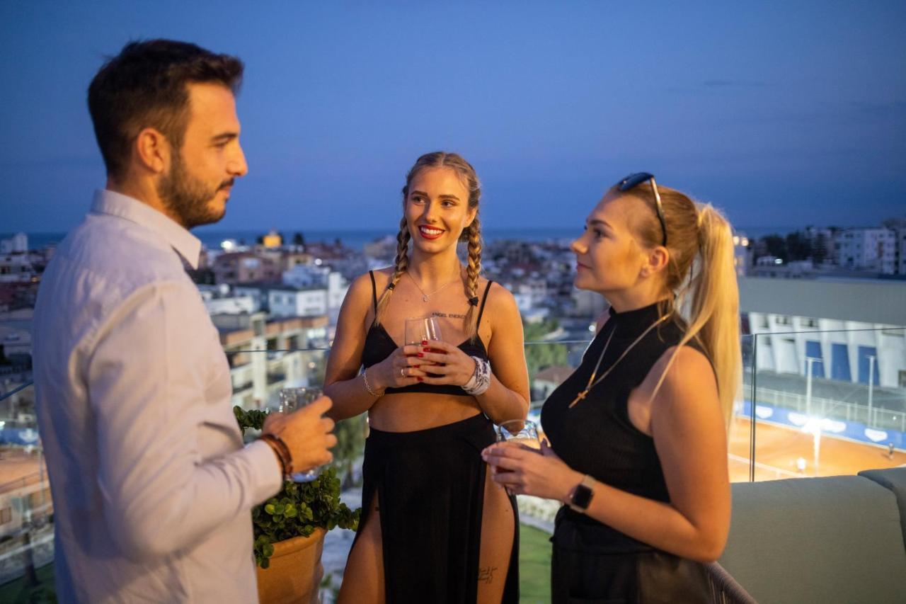 Liv Urban Suites Ларнака Екстериор снимка